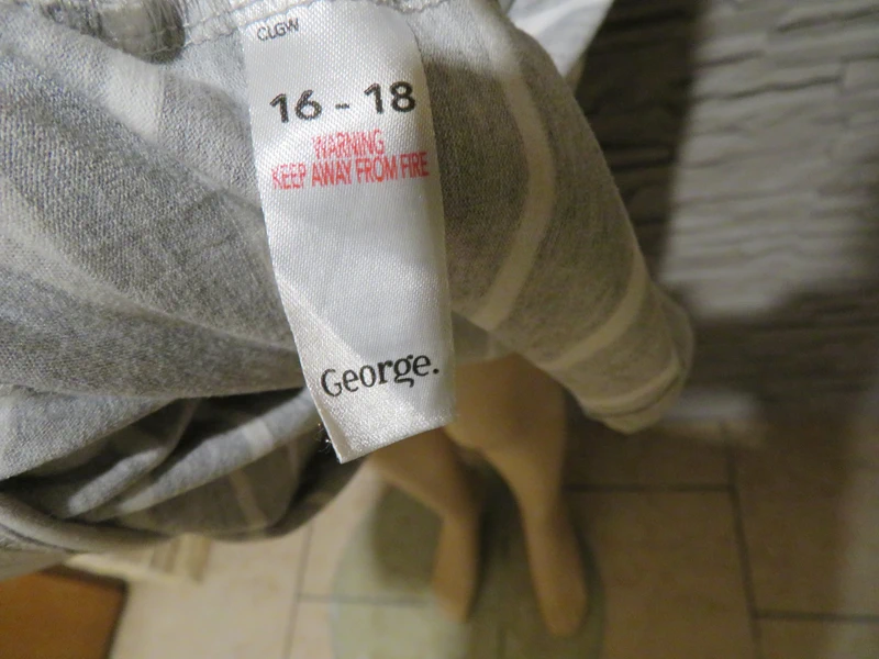 Damen Umstands Shirtkleid Größe 44/46 von George (Nr2025)