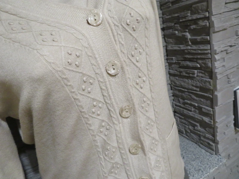 Kuschelweiches Damen Twin Set Größe M/L von Super HK (Nr2000)