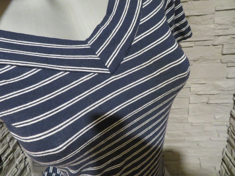 Damen Shirt Größe 34 von Atmosphere (Nr2044)