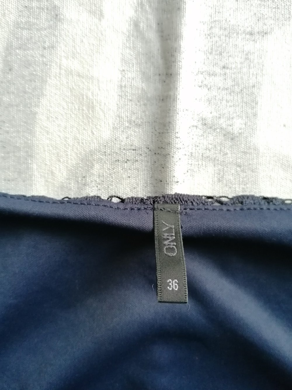 Basic 3/4 Arm Shirt aus Spitze Spitzenshirt Spitzenpulli dunkelblau