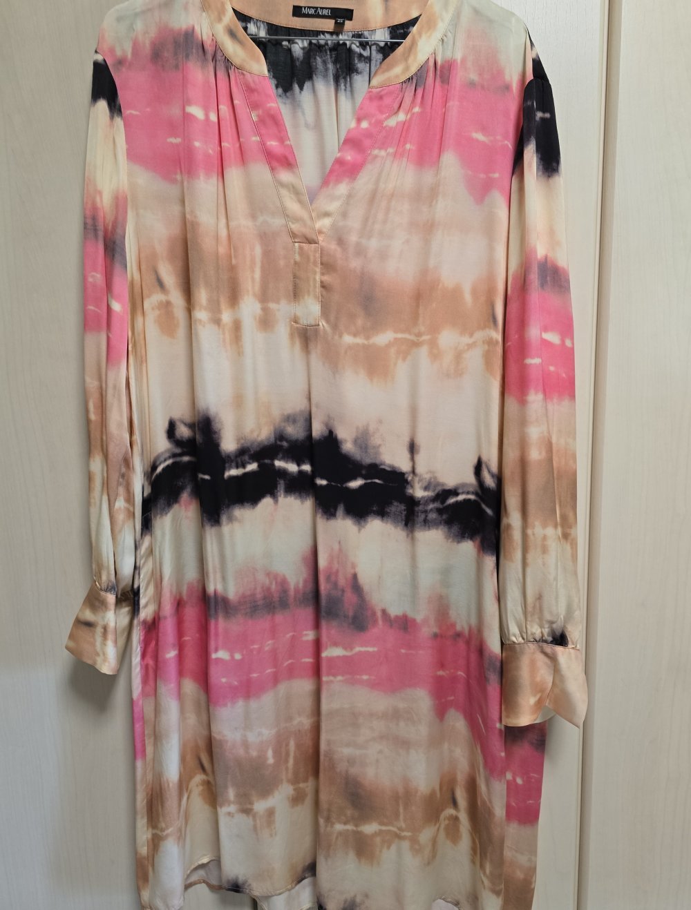 Marc Aurel Kleid 42 neuw.akt.Koll.25