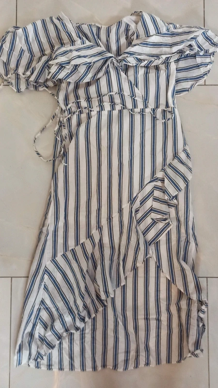 Kleid. Leinen Baumwollkleid