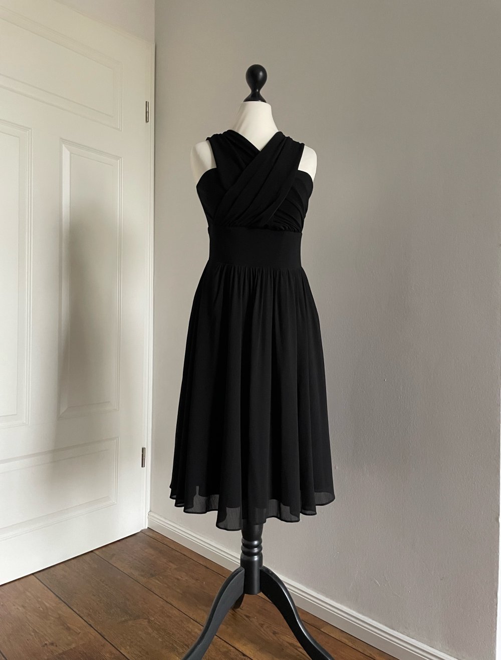 NEU: Tolles Varianten-Kleid