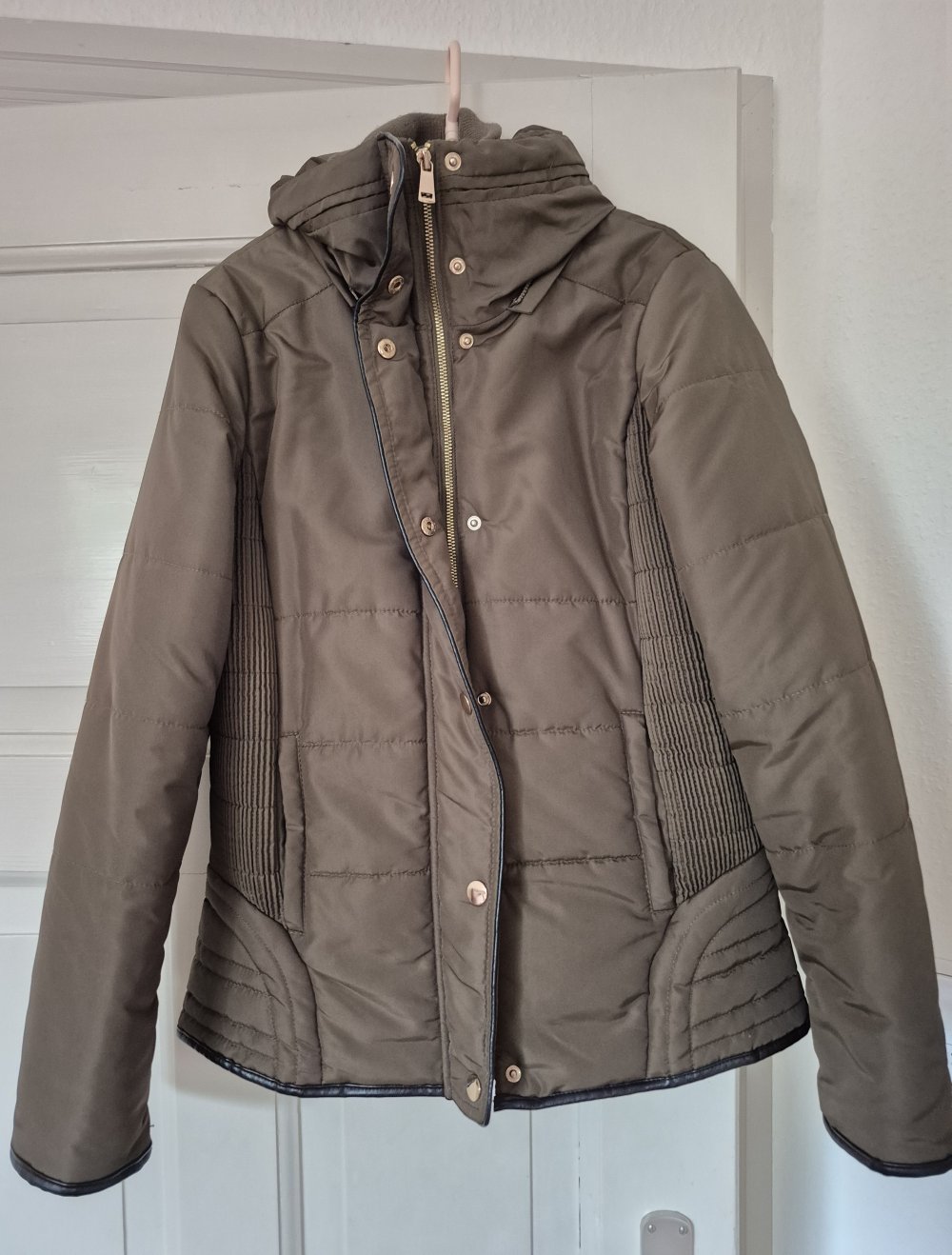 Jacke für den Winter Größe XL in Khaki