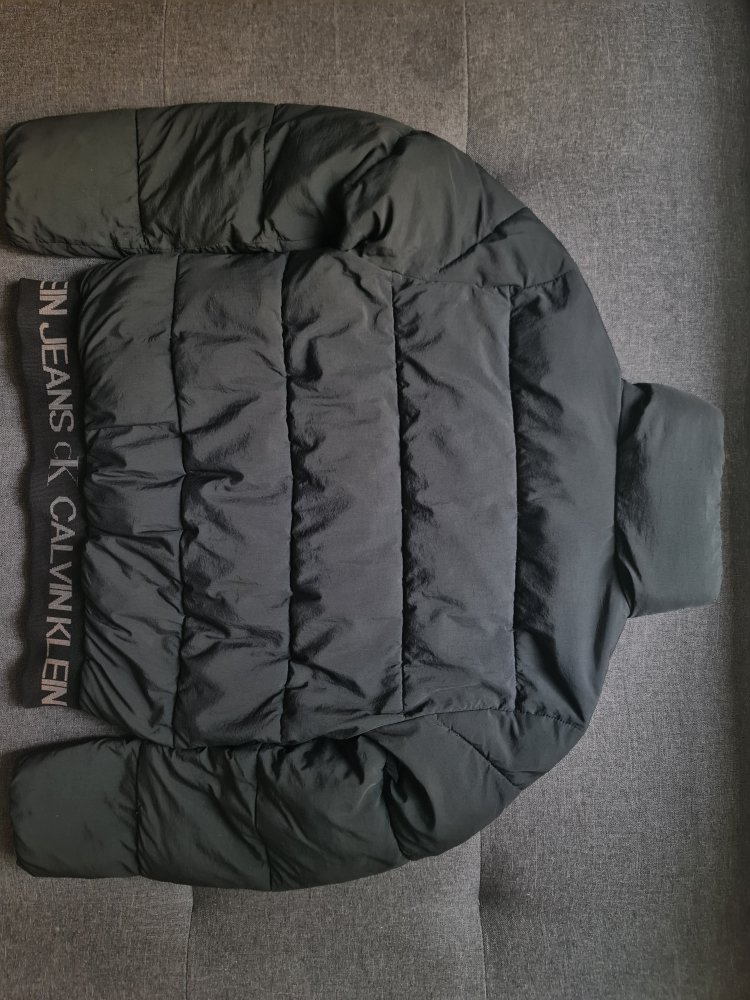 Calvin Klein Jeans Logo-Hem Short Puffer Jacket