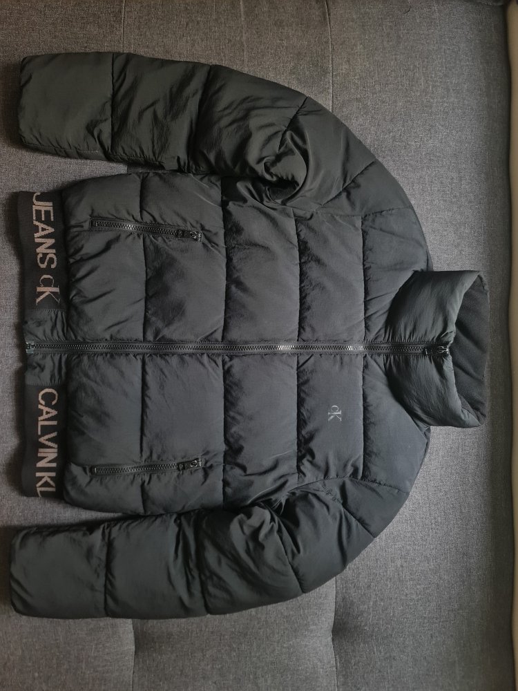 Calvin Klein Jeans Logo-Hem Short Puffer Jacket