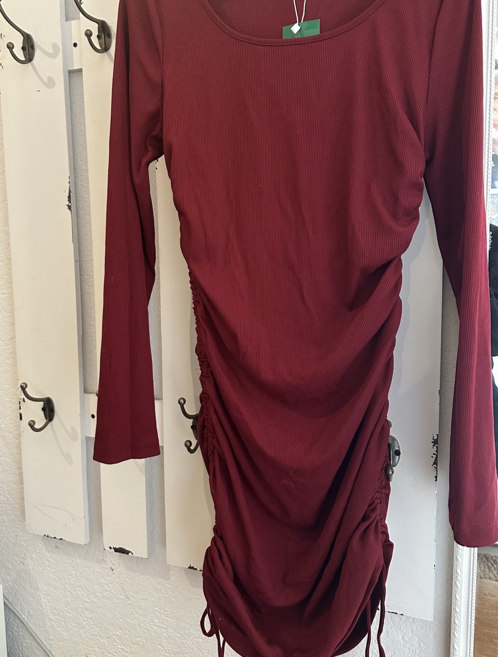 Bordeaux Kleid