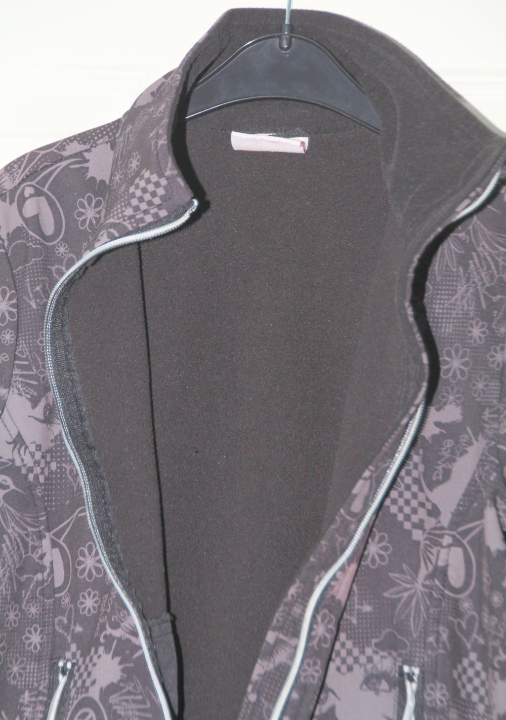 Yigga leichte Jacke 134 140 grau schwarz w Neu