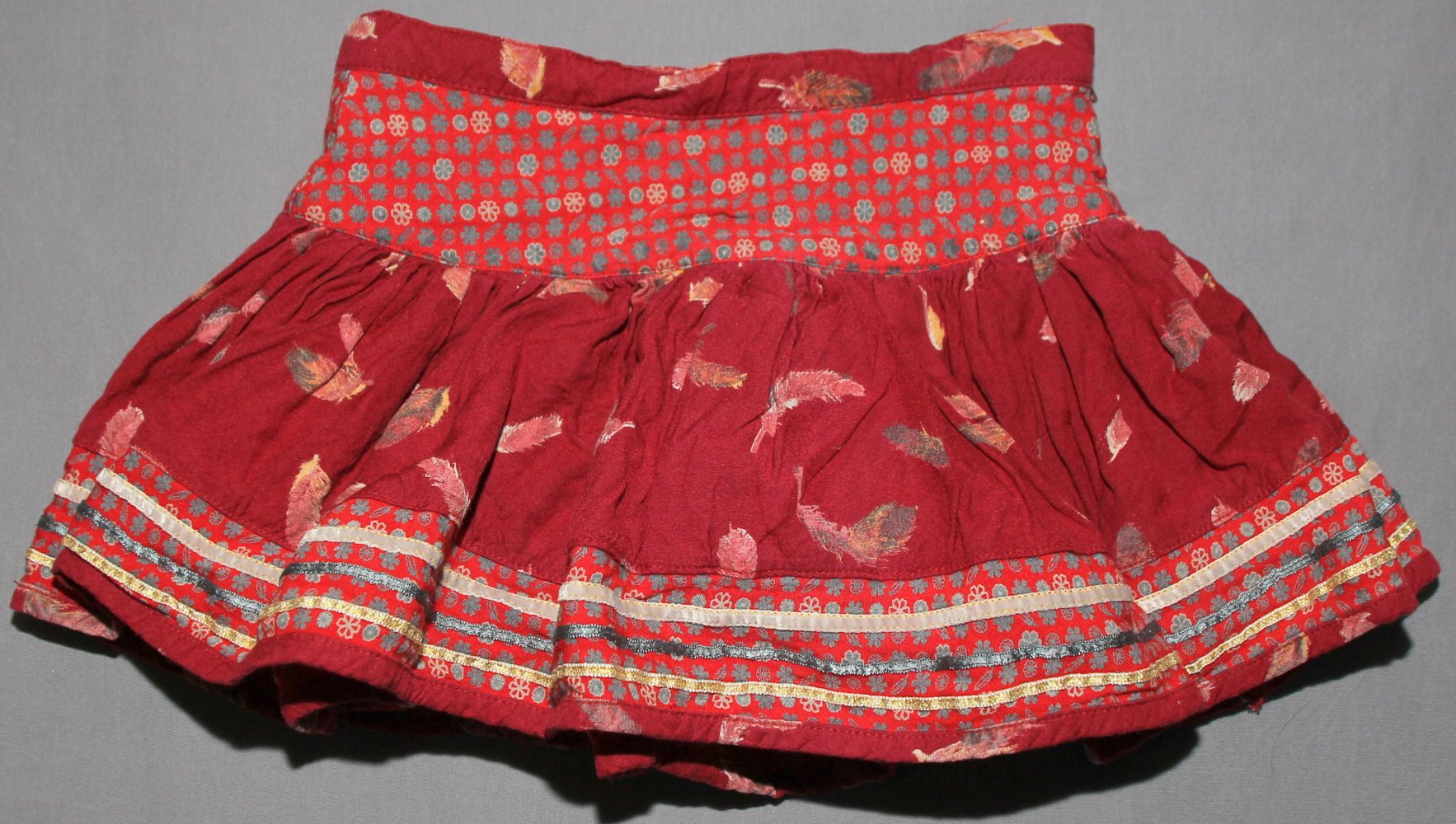 Mexx Rock Röckchen 98 104 Kleid Feder Blumen bordo rot w Neu