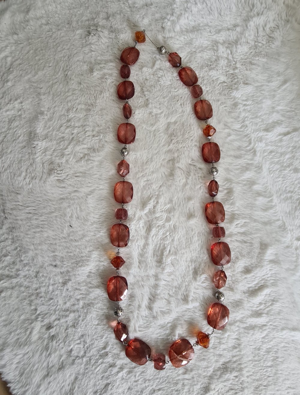 Lange Halskette Kette mit Steinen