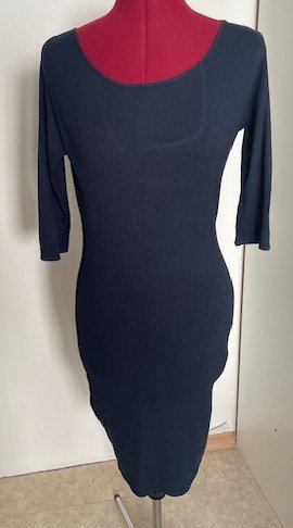 Strickkleid mit raffiniertem Rückenteil - marine