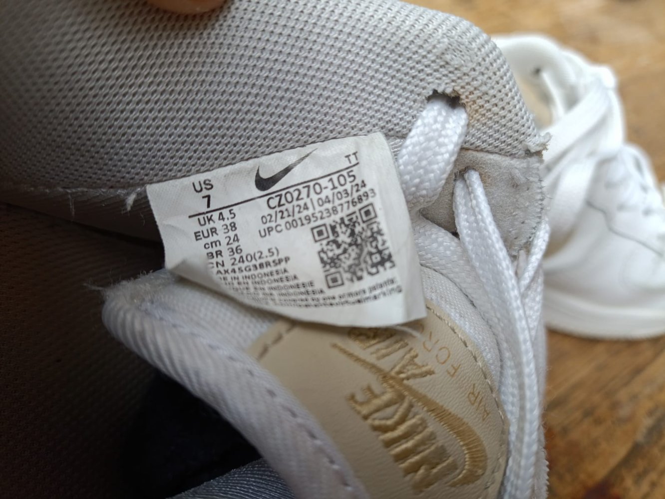 Nike Airforce 1 , 38