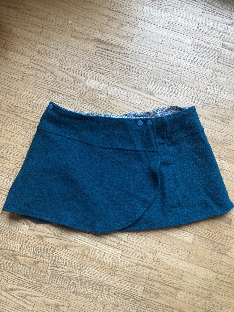 Wickelrock türkis mit Knöpfen