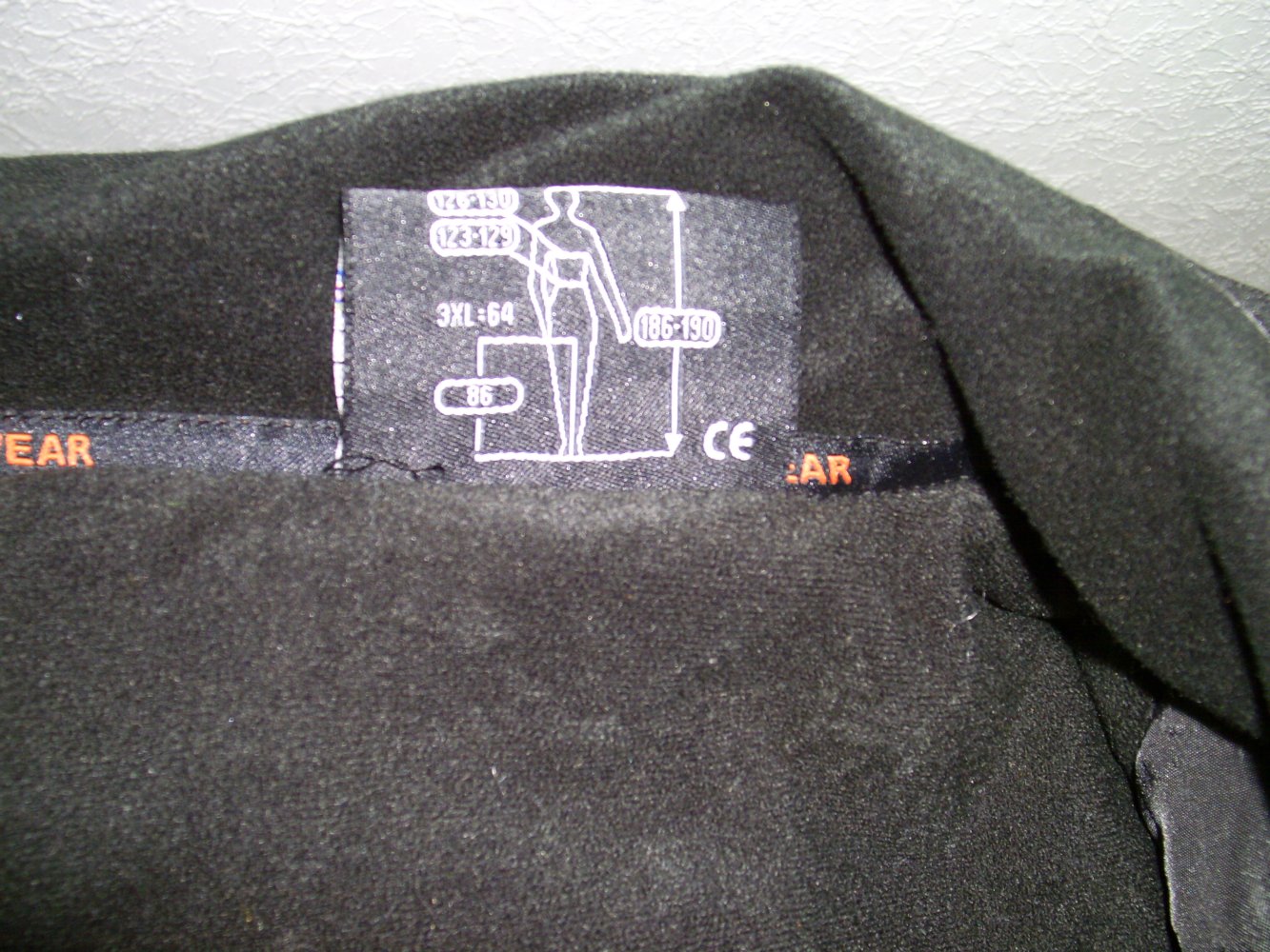 Jacke von Tranemo, 3XL, schwarz mit grau und ein bisschen orange