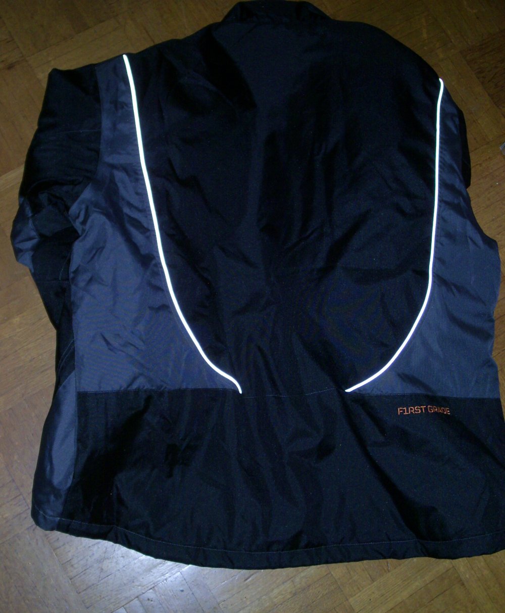 Jacke von Tranemo, 3XL, schwarz mit grau und ein bisschen orange