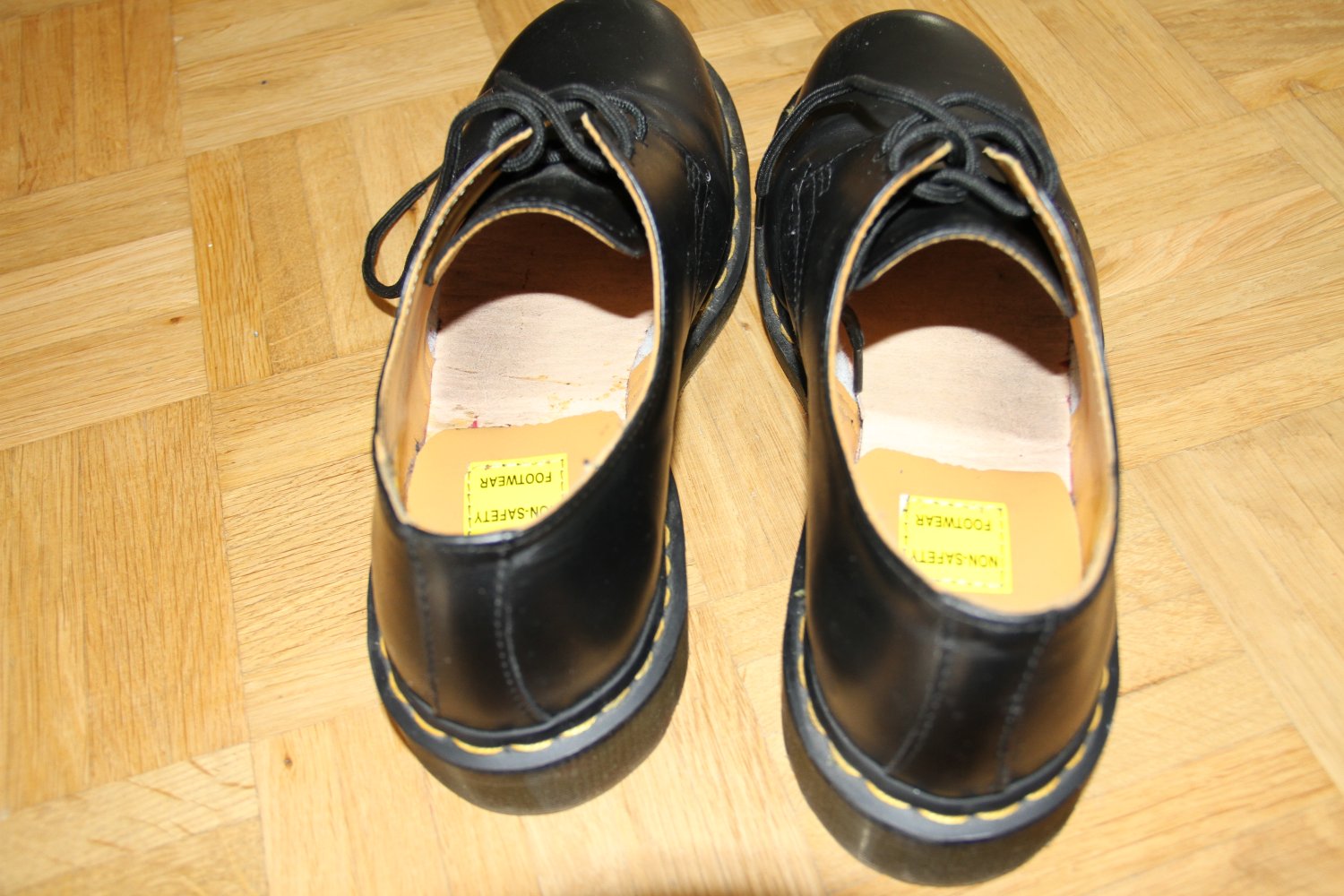 Doc Martens Halbschuhe