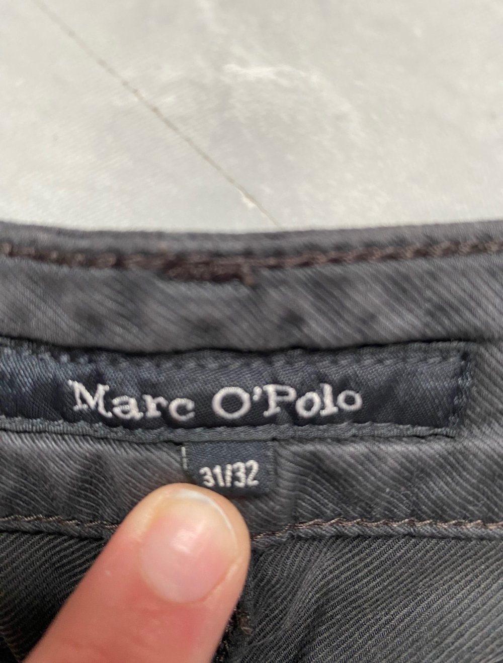 ungetragene Hose für Damen