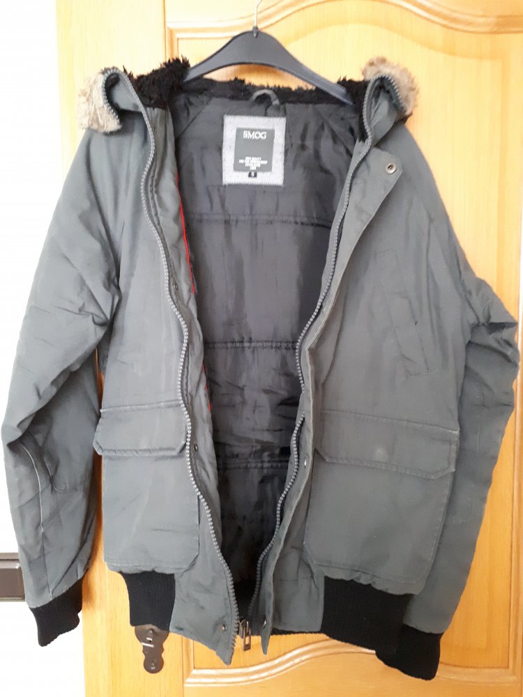 Jacke, Gr.S, kurz, grün, Kapuze