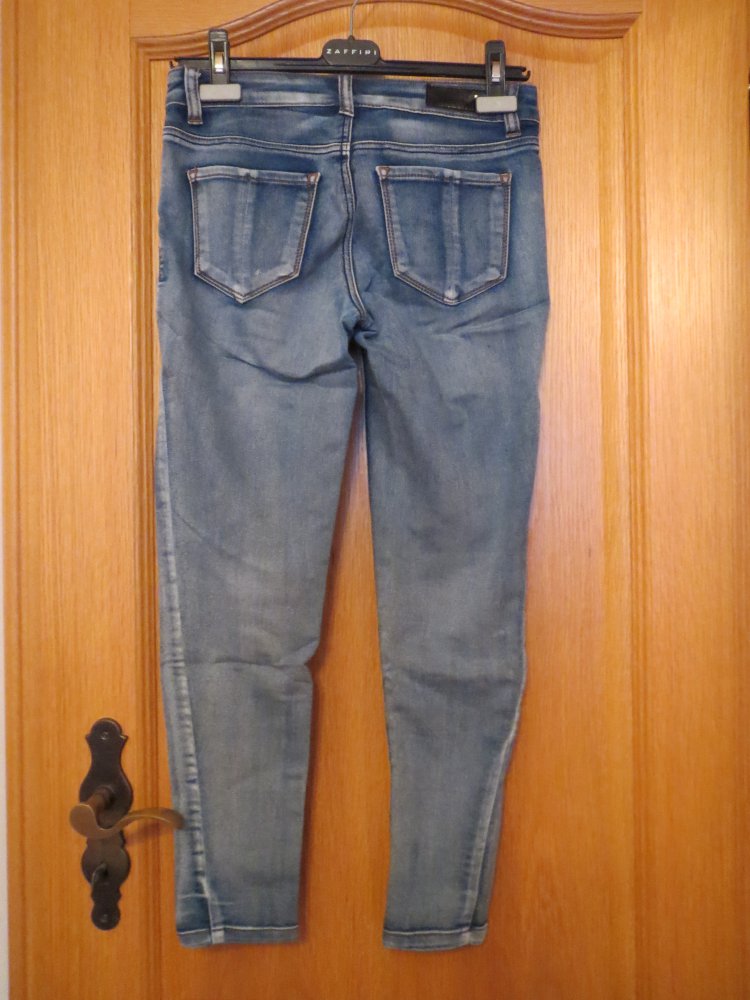 Jeans, W26/ L32, blau