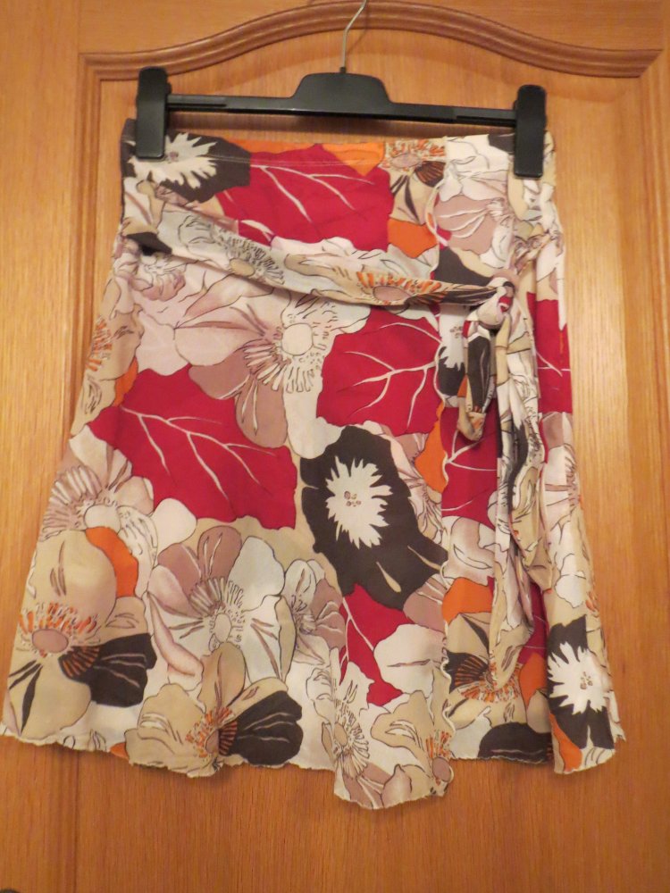 2-Teiler Bluse und Rock, Gr.36/S, Blumenmuster