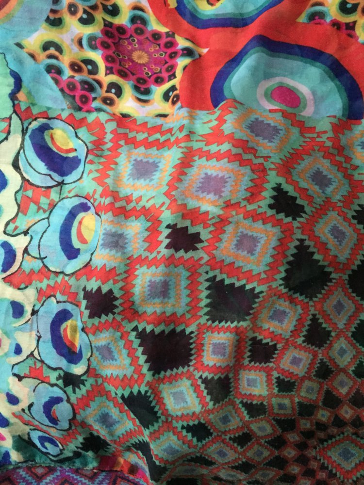 Desigual Schal Bunt lang 