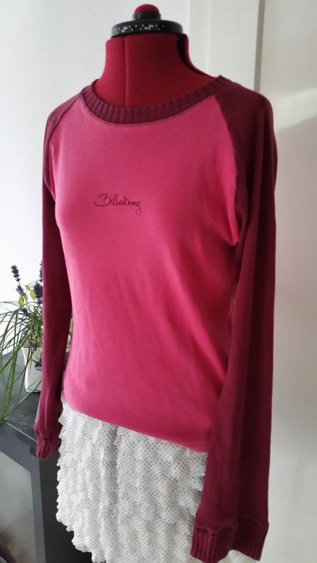 Pinkfarbener Billabong Pulli