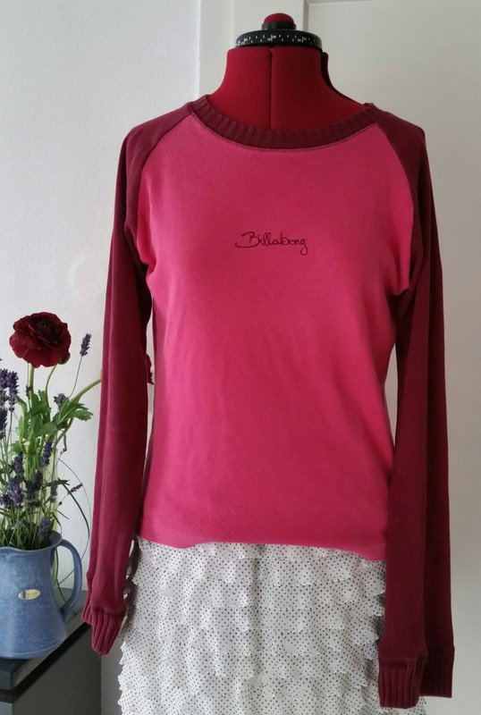 Pinkfarbener Billabong Pulli
