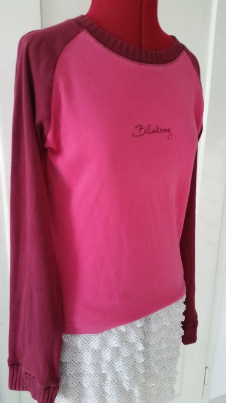 Pinkfarbener Billabong Pulli