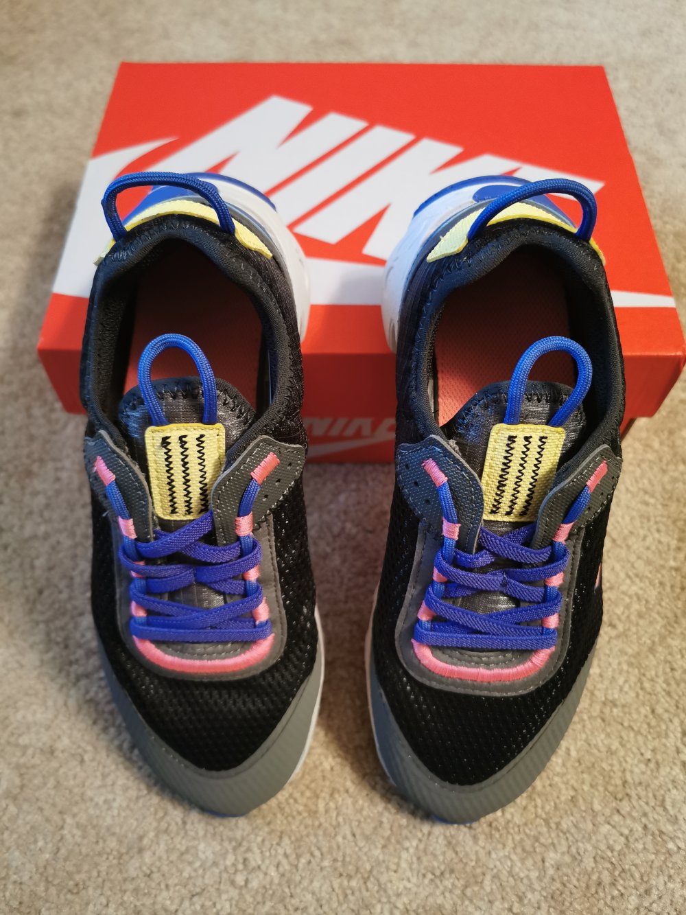 Sneaker Nike RT Live 