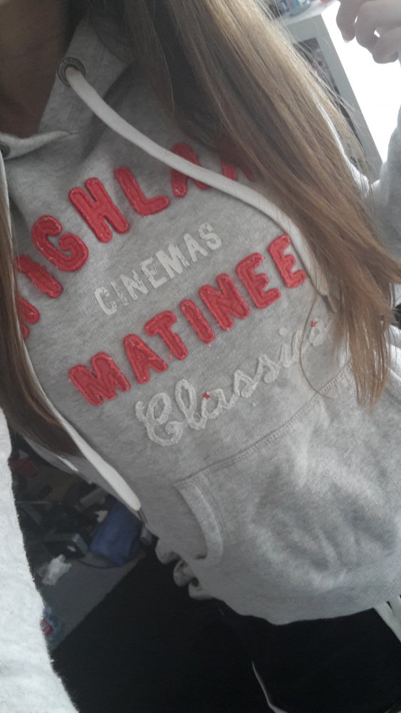 Graues Weiches Sweatshirt mit Schrift