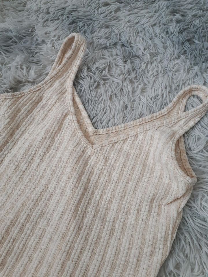 Langes Kleid in creme beige , sommer , cute , elastisch , strand