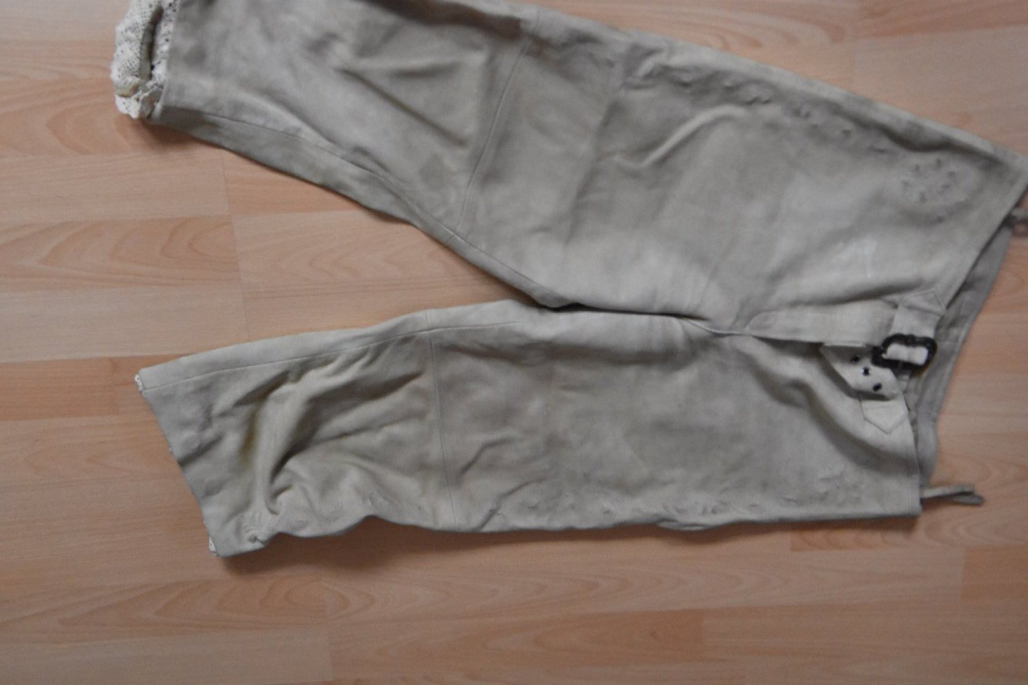 wunderschöne helle Lederhose