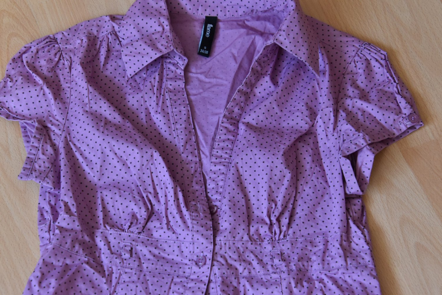 schöne rose Punktbluse