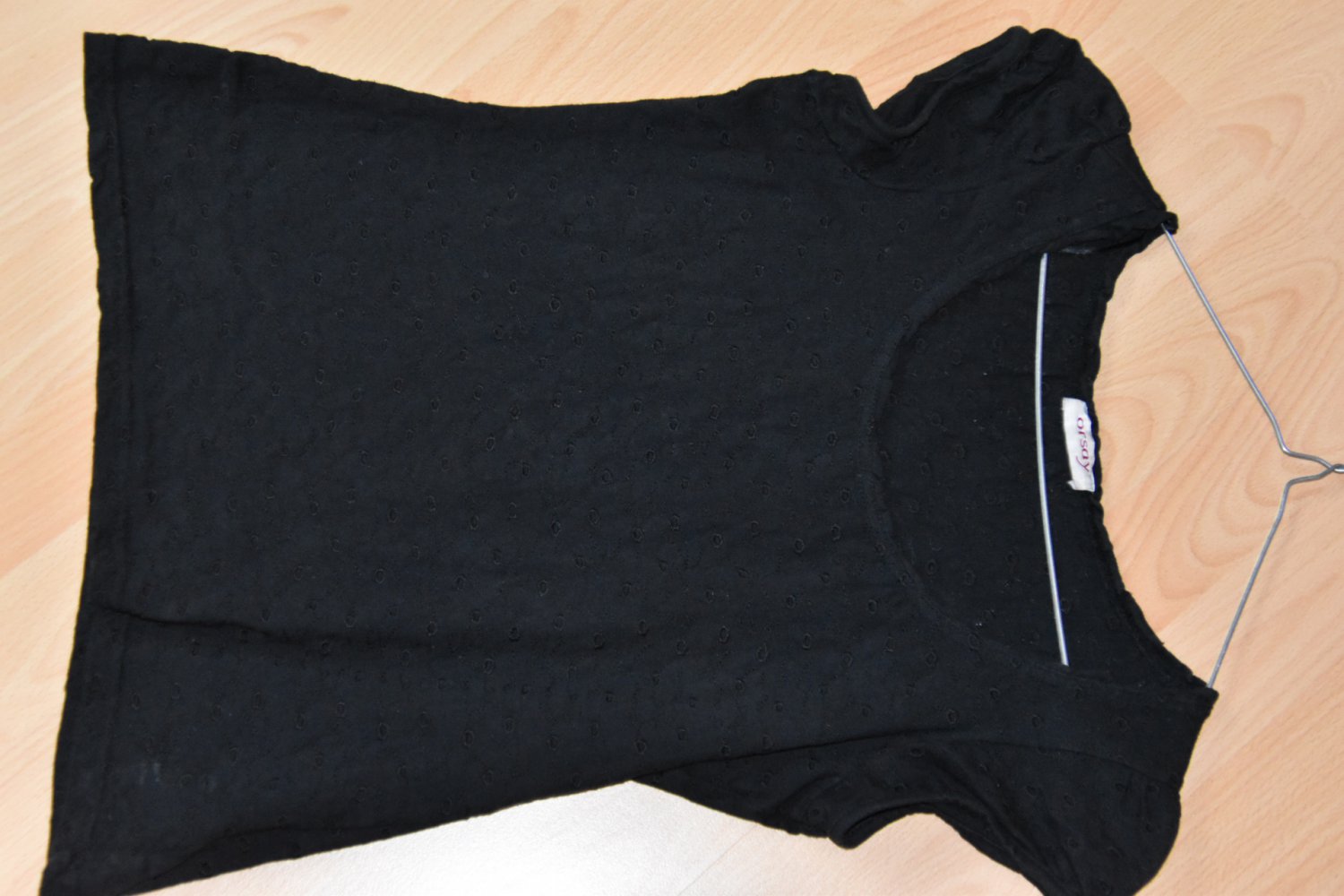 schönes schwarzes Shirt