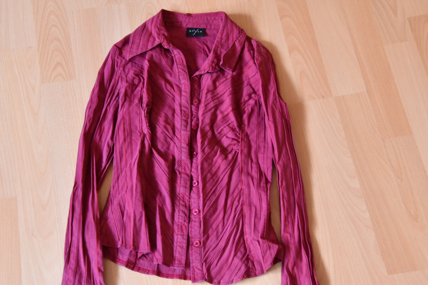 fesche figurbetonte Bluse