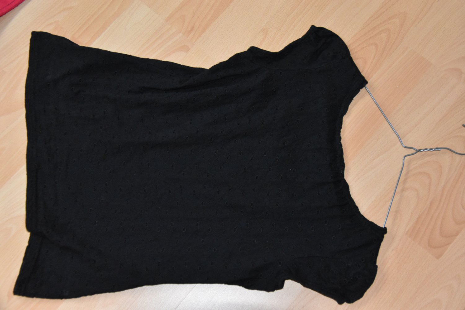 schönes schwarzes Shirt