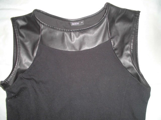 Chices Minikleid mit Leder !