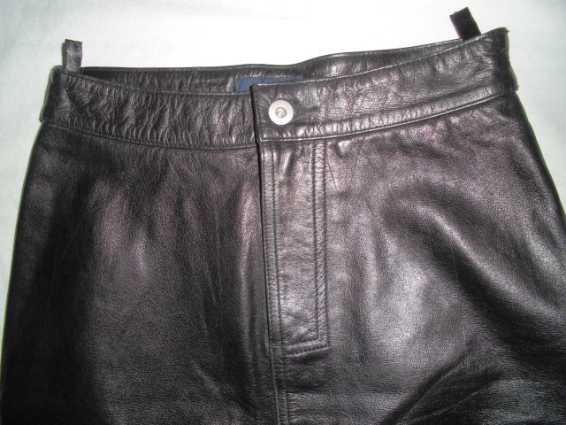 Sexy Ledermidirock !