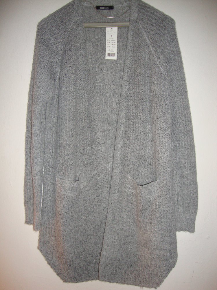 Tolle Strickjacke von Gina Tricot