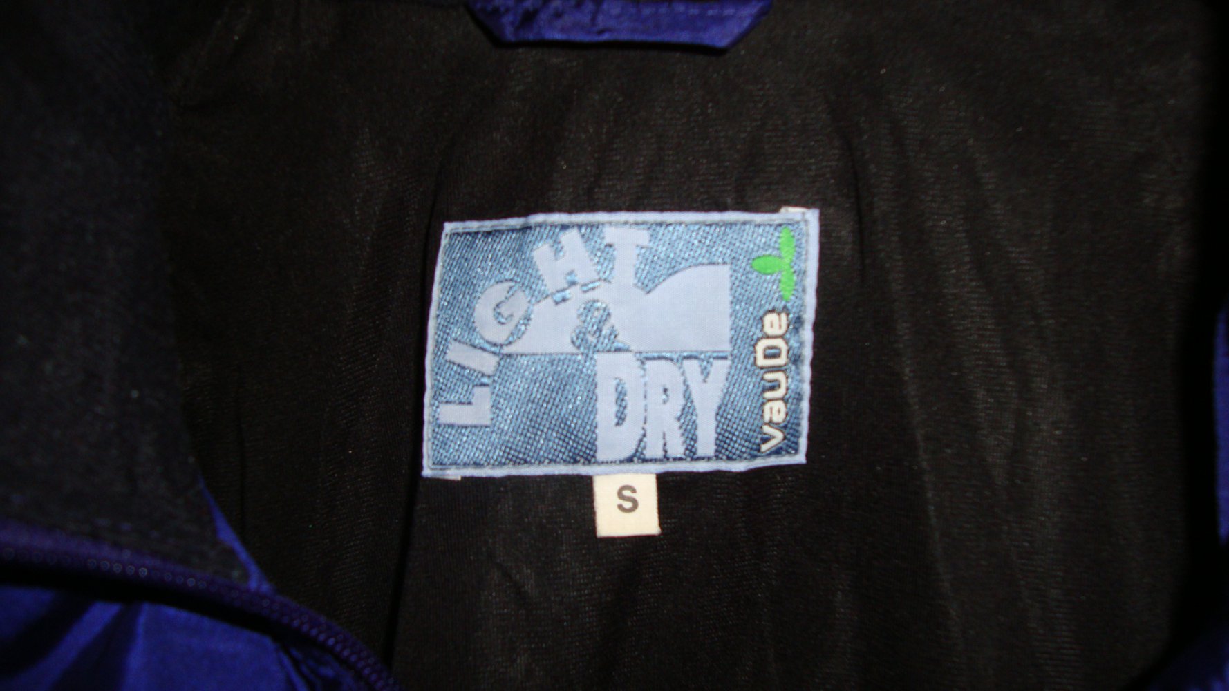 Schöne blaue Freizeitjacke von Vaude !