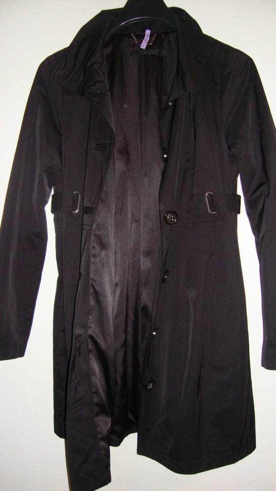 Chicer schwarzer Übergangsmantel !