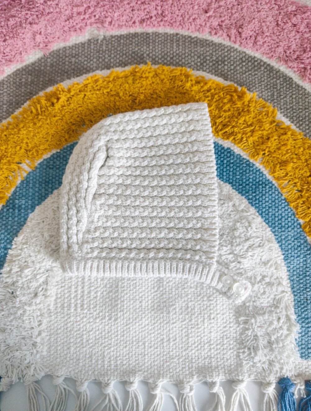 Mütze ° Strick ° Carrément Beau ° weiß ° Gold ° Baby ° 44cm