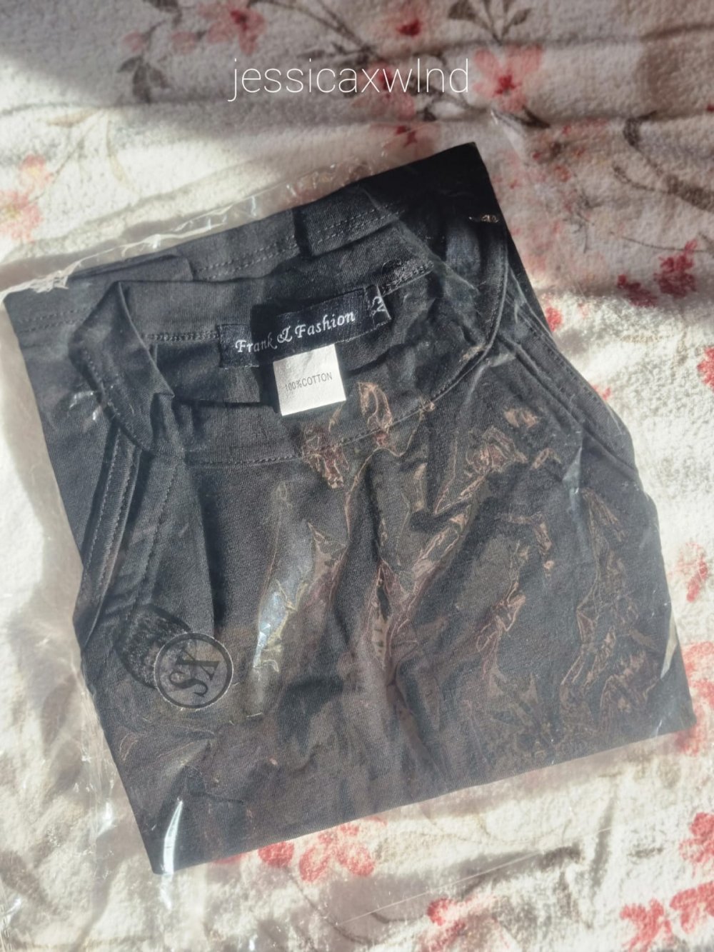 Neues Croptop mit dünnen Trägern