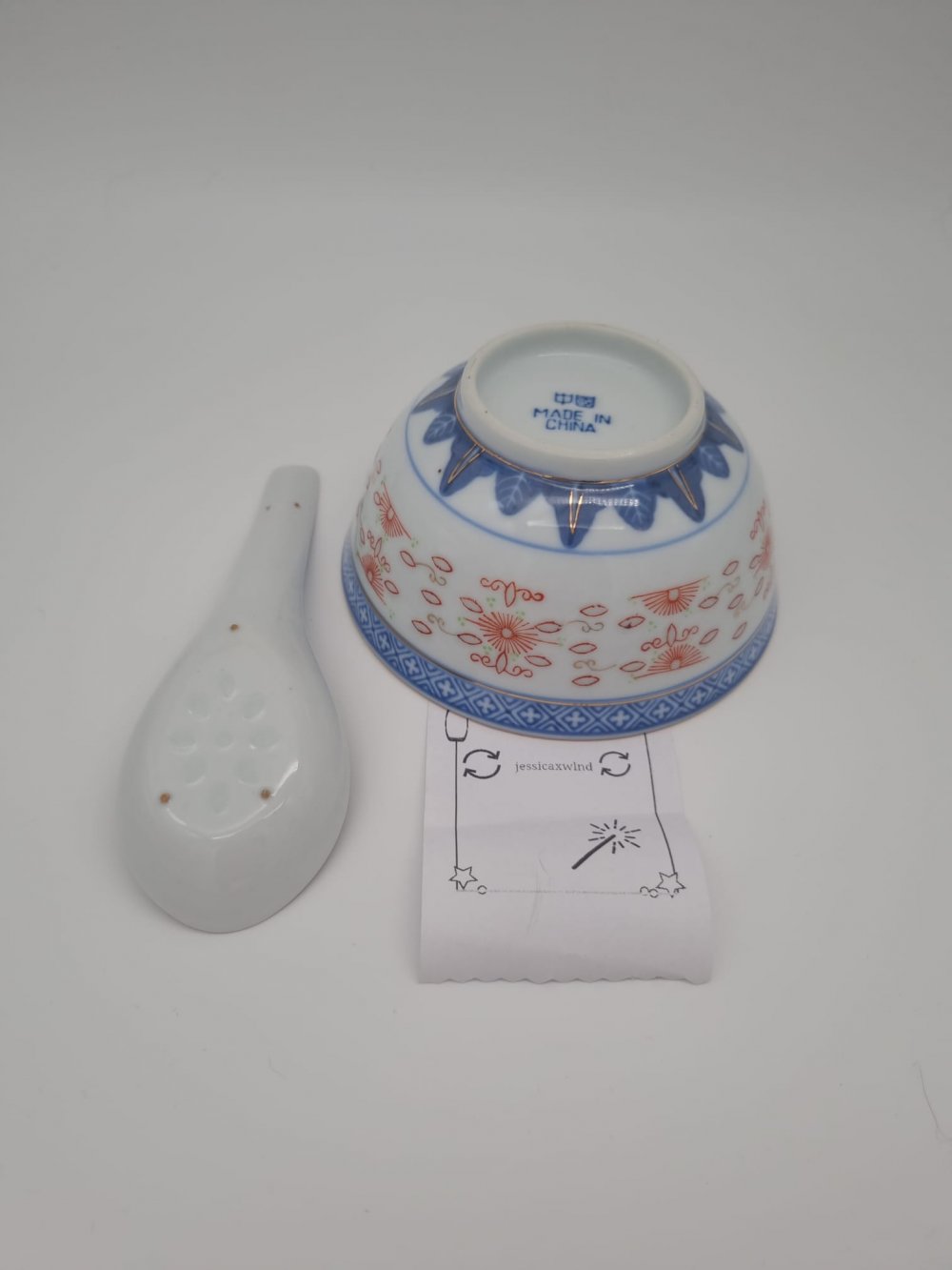 Ramenschüssel mit Löffel