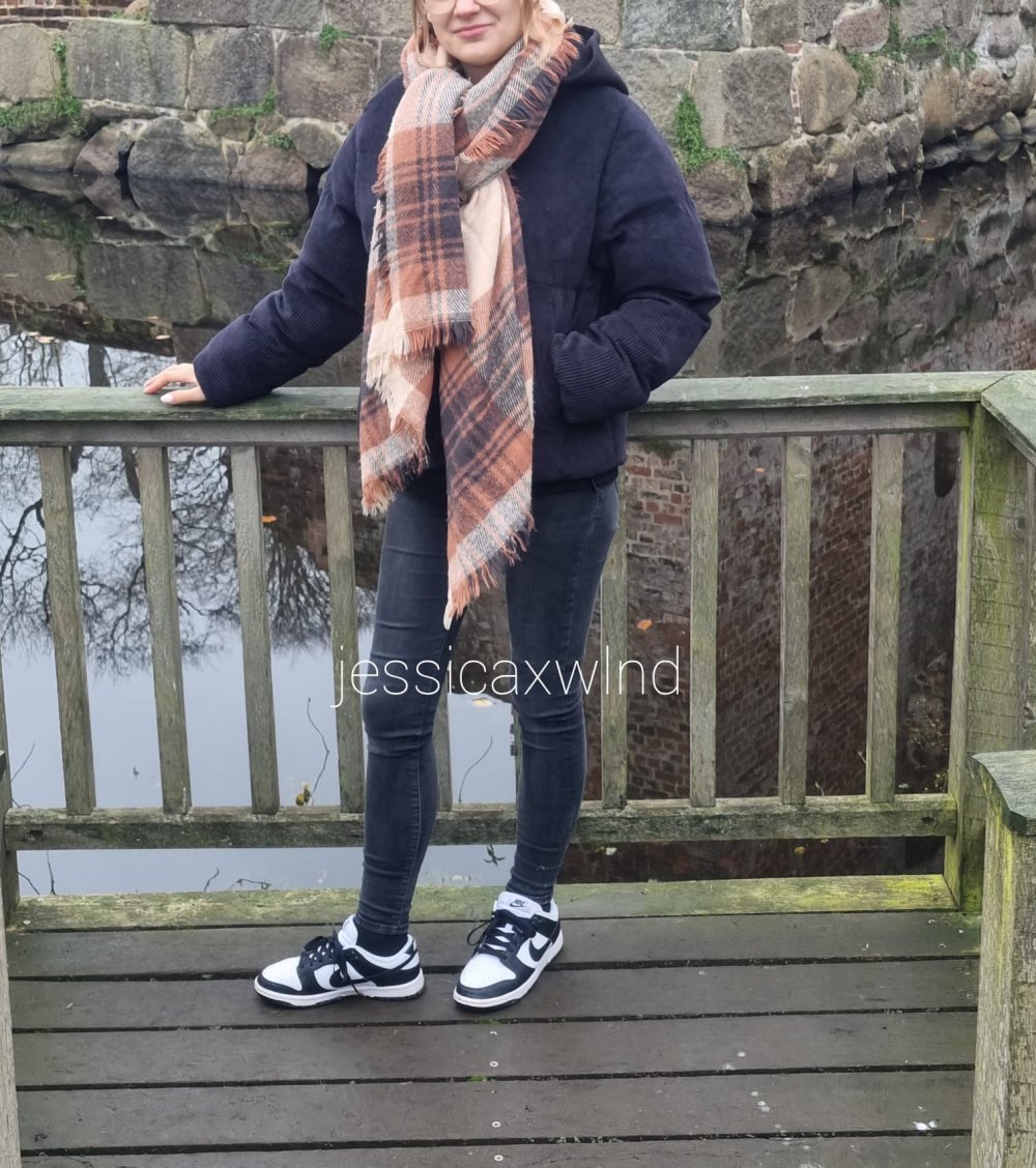 Langer karierter Schal