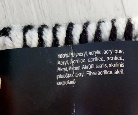 Strick Stirnband Ohrenwärmer 3D Optik Illusion Unikat handmade schwarz weiß