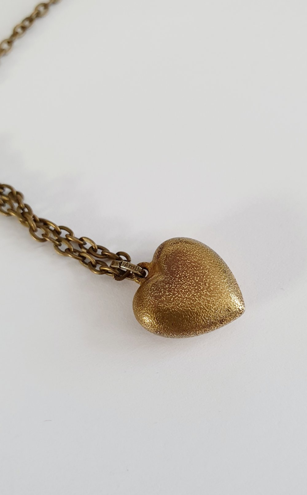 Kette mit Anhänger Herz vergoldet Bronze Patina vintage