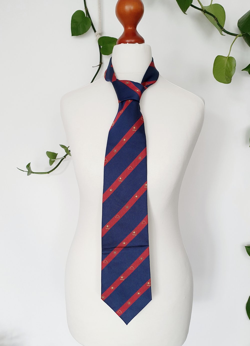 Krawatte Binder Necktie Schlips reine Seide marine rot gestreift vintage