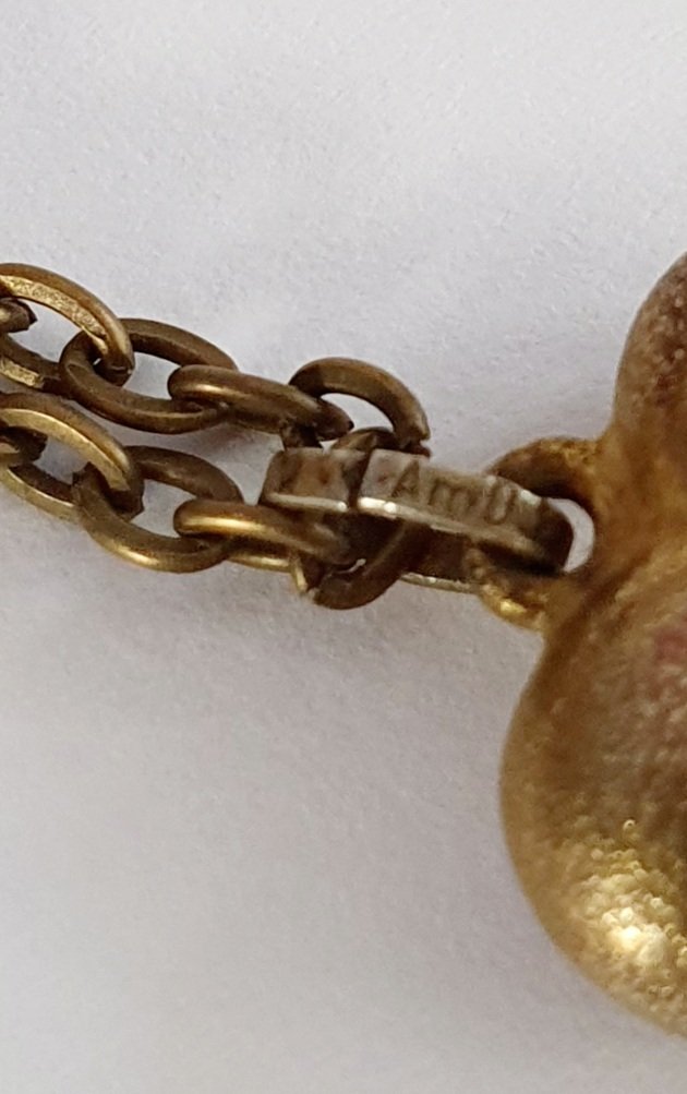 Kette mit Anhänger Herz vergoldet Bronze Patina vintage