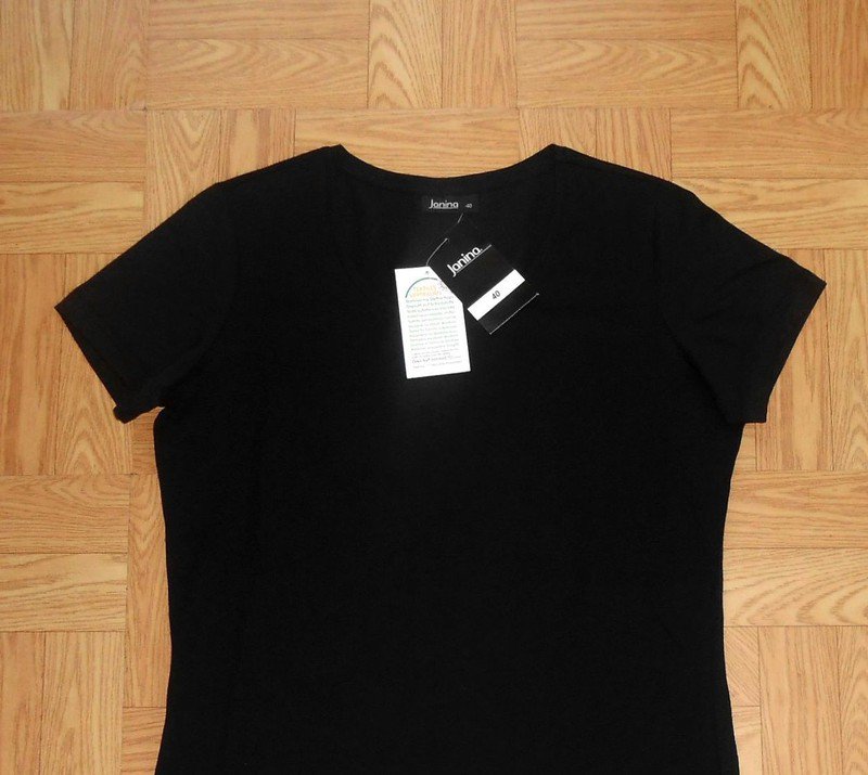 Ungetragenes T-Shirt Janina 38 schwarz Baumwolle leicht und zart 